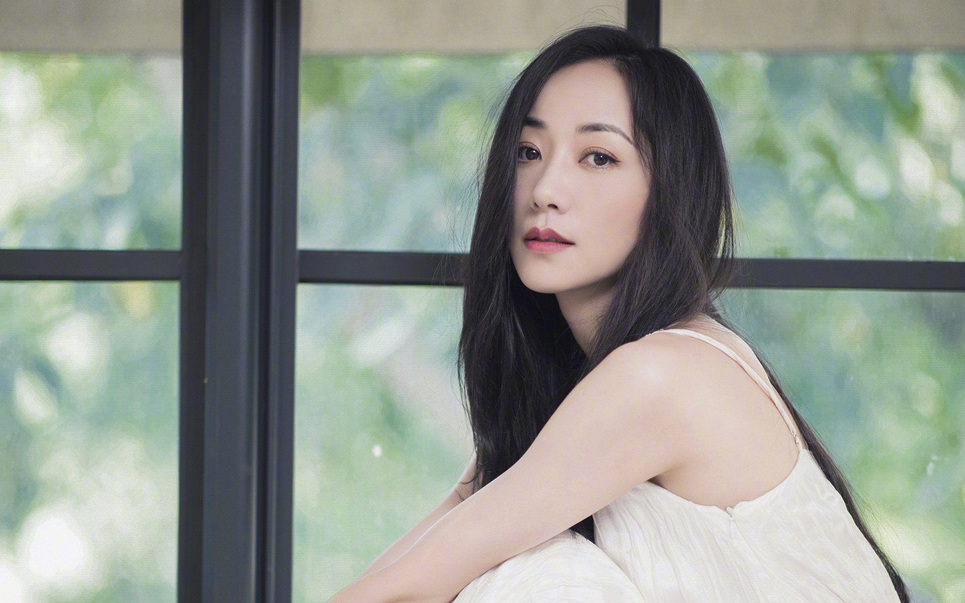 爱游戏综合娱乐-广告商争相抢占曝光机会，助威搅动球迷狂热，广告ua