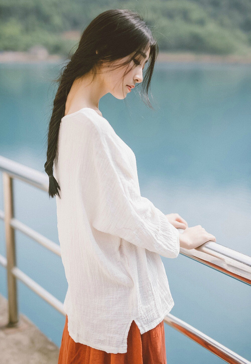 意大利举重选手在男子比赛中获得银牌,意大利举重帅哥