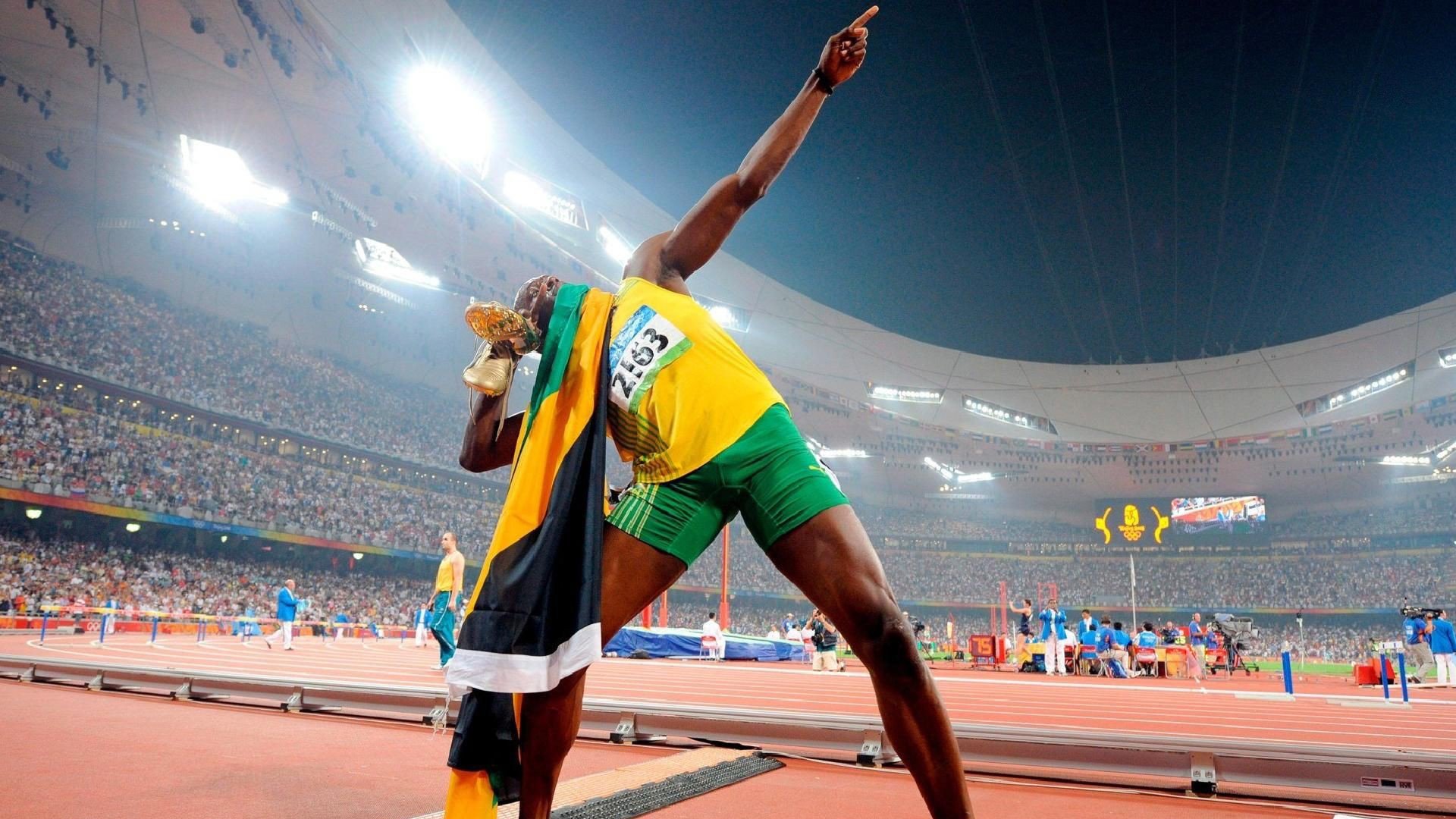 爱游戏官方网站-申花力克恒大，稳坐中超积分榜首，申花中超成绩