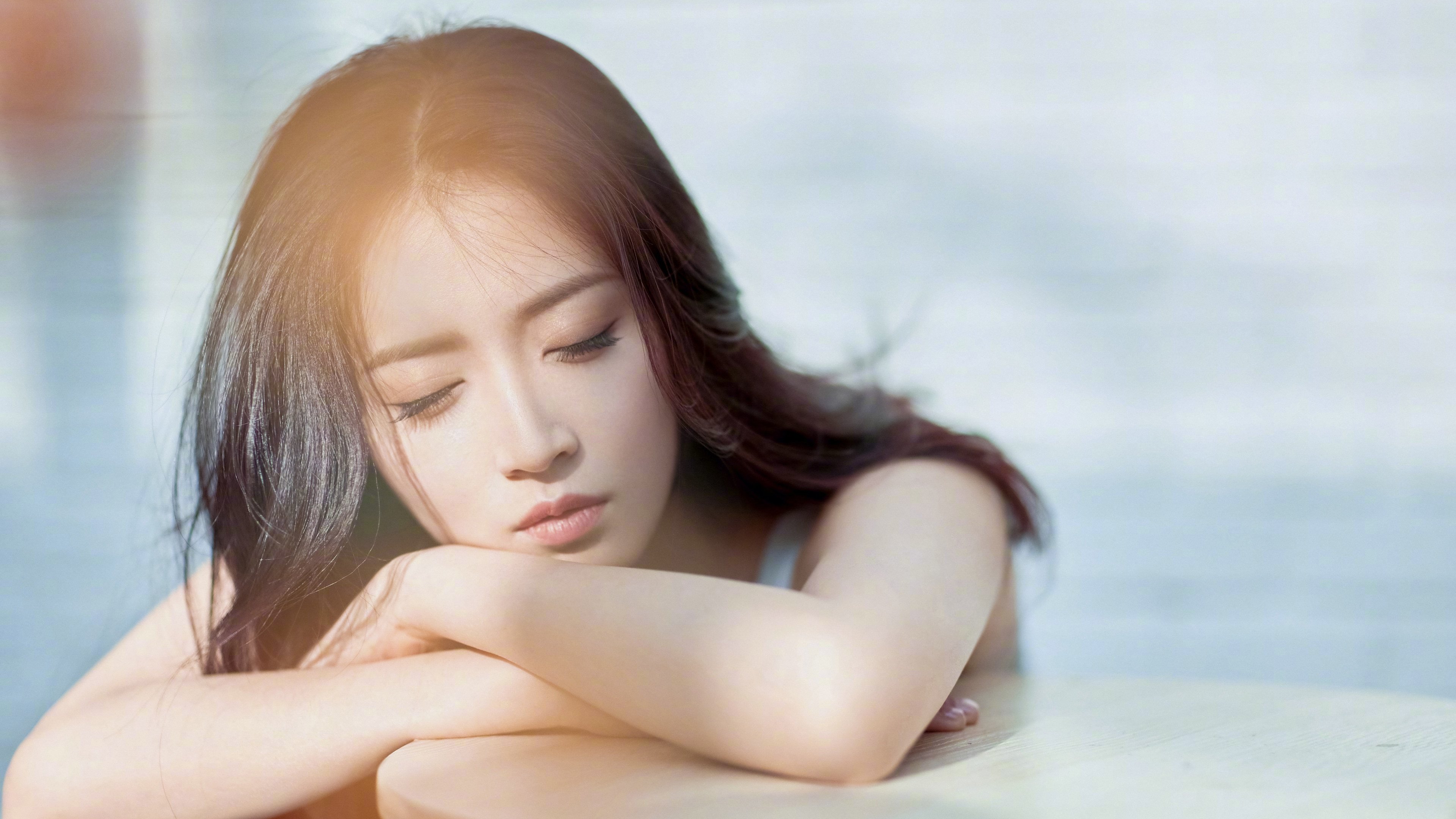 后防站位间距是否决定高空球防守稳定性,后防准备姿势