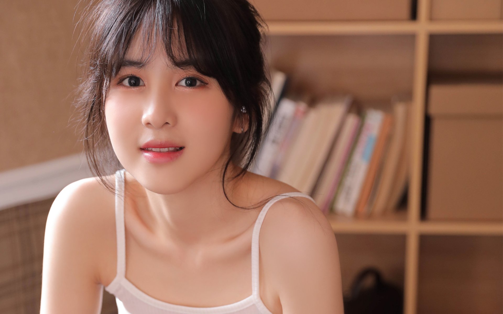 AYX体育-中小学篮球场地照明标准逐步统一提高使用率，篮球场照明灯一般要多少瓦的