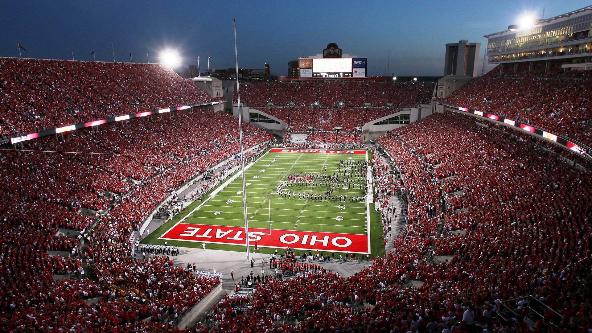 森林狼发布训练日照片展示球队积极状态，森林狼拓展训练基地